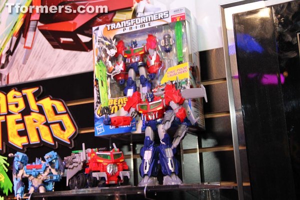 Toy Fair 2013   First Looks At Shockwave And More Transformers Showroom Images  (37 of 75)